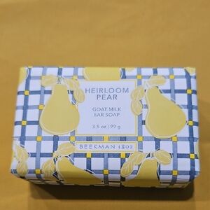 NWT - Beekman 1802 Heirloom Pear Goat Milk Bar Soap - Yellow and Blue 3.5 OZ